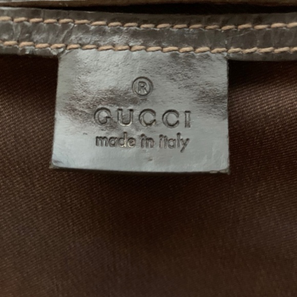 GUCCI GG Supreme Joy Boston Bag - Picture 12 of 14